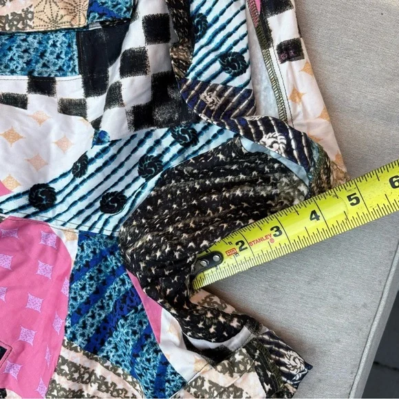 NWOT Free People Movement - patterned cargo shorts - size large - Picture 8 of 8